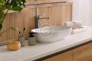 What brand of faucets do plumbers recommend?